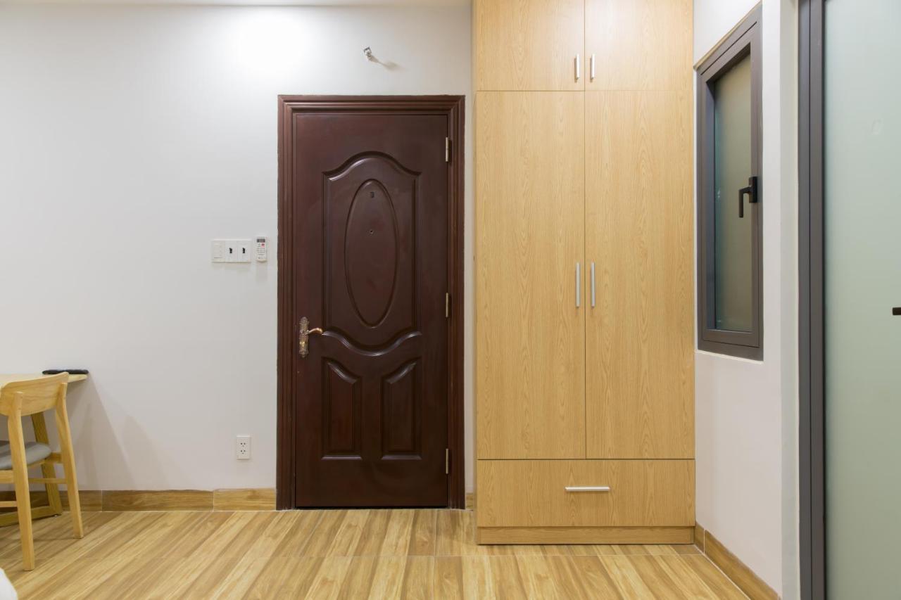 Reddoorz Premium Near E-Town Hotel Ho Şi Min Exterior foto