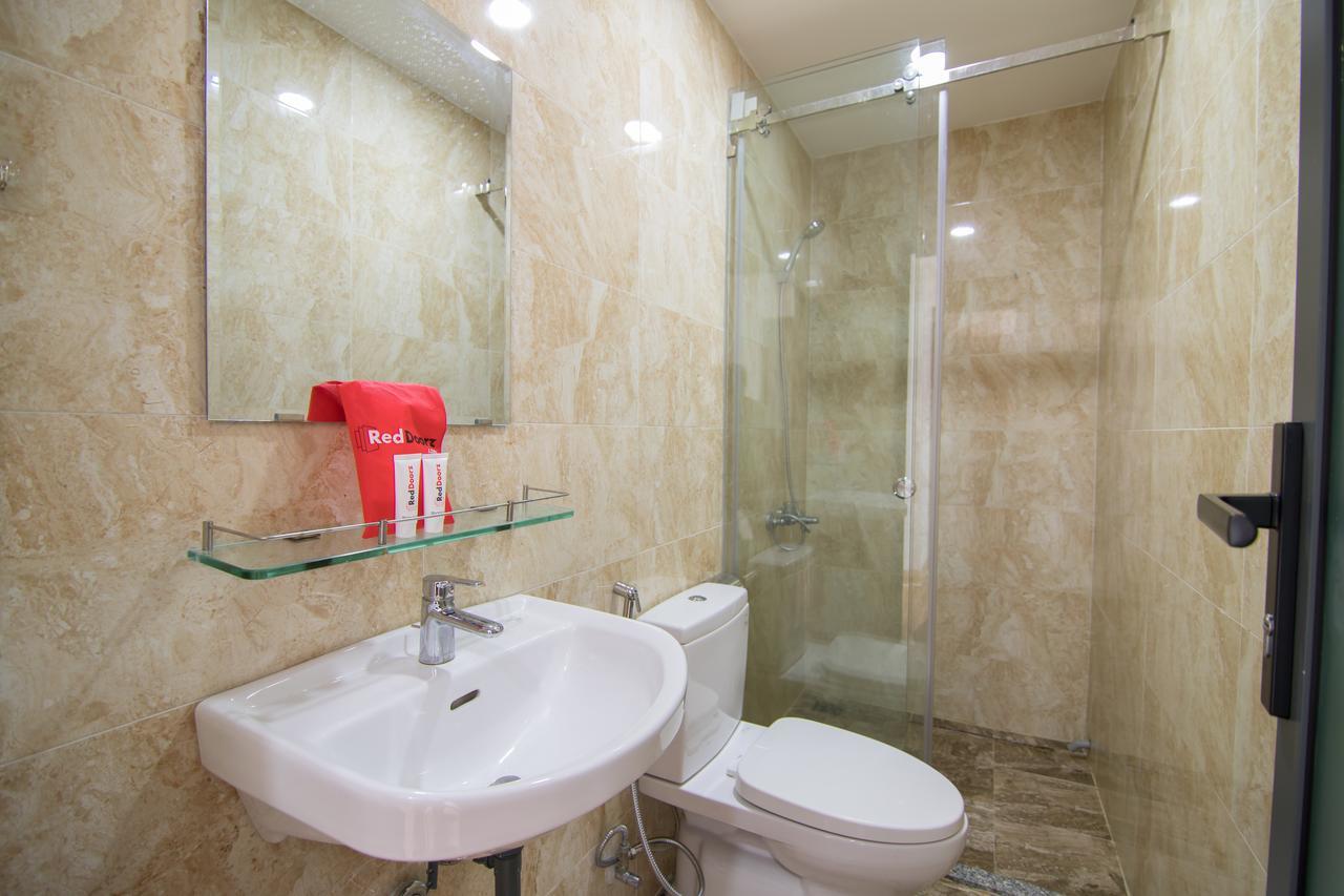 Reddoorz Premium Near E-Town Hotel Ho Şi Min Exterior foto